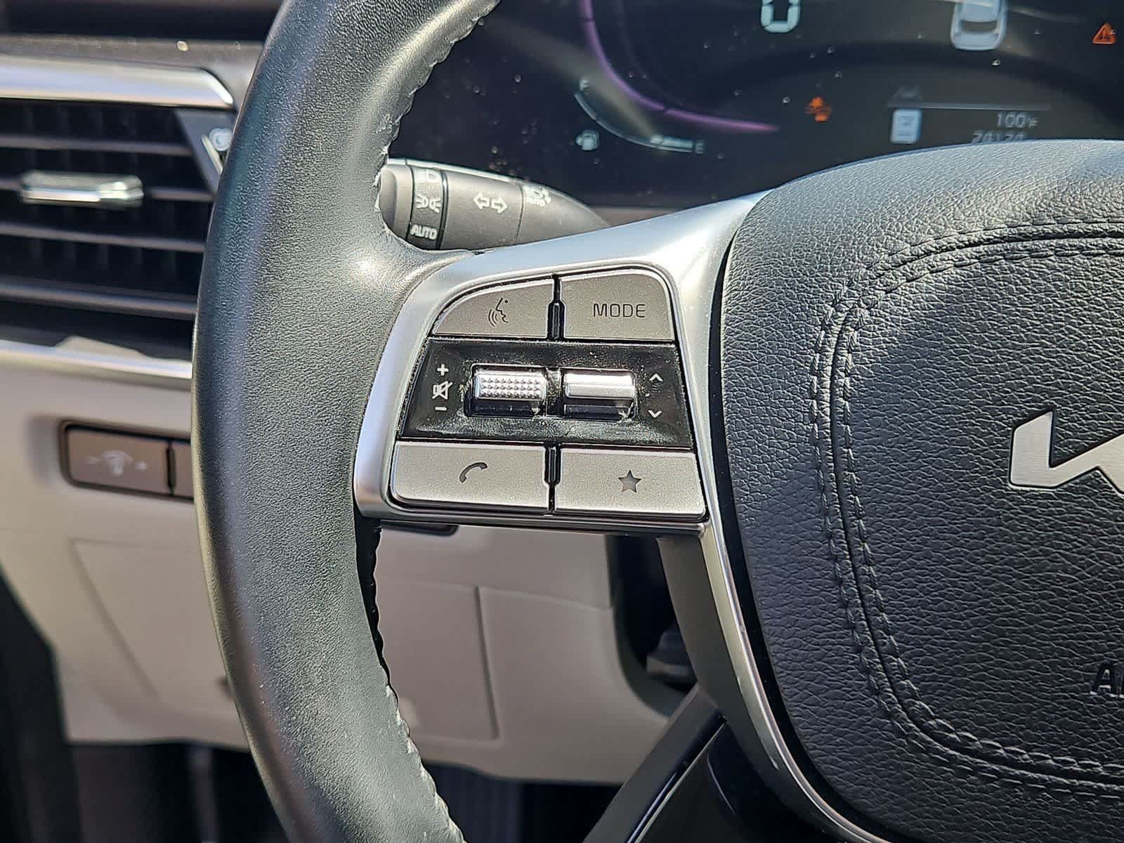 Certified 2024 Kia Telluride S FWD image 23