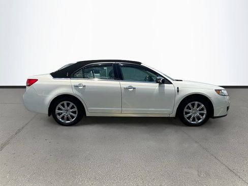 Used 2012 Lincoln MKZ FWD image 8