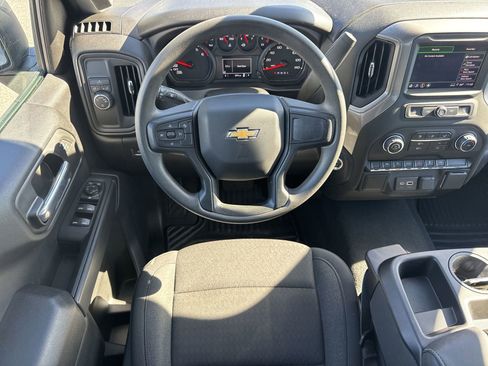 Used 2025 Chevrolet Silverado 1500 Custom image 28
