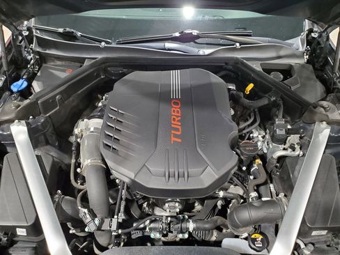 Used 2021 Kia Stinger GT image 39