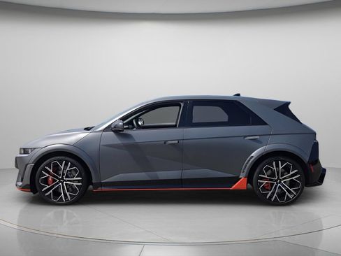 Certified 2025 Hyundai Ioniq 5 N AWD/4WD image 3