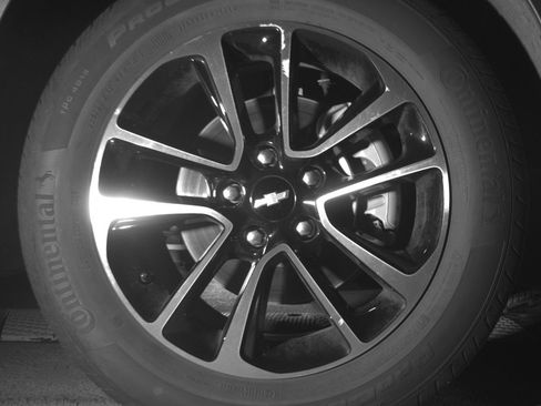 Used 2025 Chevrolet TrailBlazer LT image 13