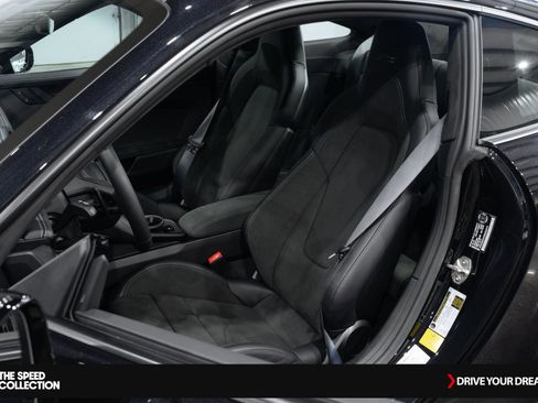 Used 2025 Porsche 911 Carrera GTS image 14