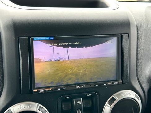 Used 2012 Jeep Wrangler Unlimited Sahara w/ Dual Top Group image 17