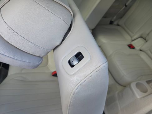Used 2023 Mercedes-Benz EQS 580 4MATIC SUV image 15