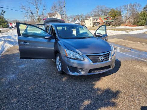Used 2015 Nissan Sentra SR image 11