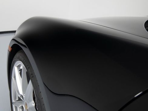 Certified 2024 Porsche 911 Carrera 4 image 43