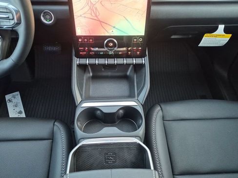 New 2027 GMC Terrain Denali w/ LPO, Floor Liner Package AWD/4WD image 13