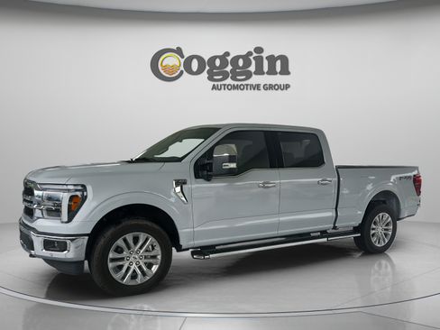 Used 2025 Ford F150 Lariat w/ Equipment Group 501A Mid AWD/4WD image 1