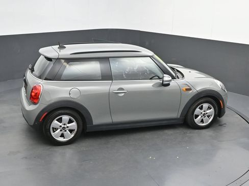 Used 2019 MINI Cooper 2-Door Hardtop FWD image 32