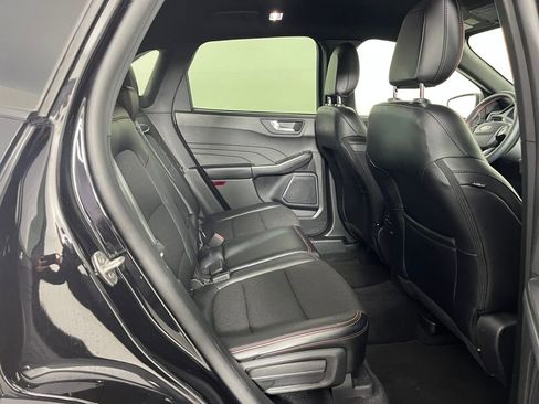 Used 2025 Ford Escape ST-Line image 15