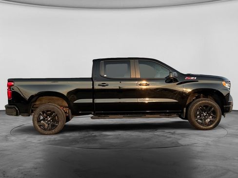 Used 2024 Chevrolet Silverado 1500 RST w/ Z71 Off-Road Package AWD/4WD image 11