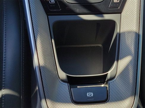 Certified 2021 Porsche 911 Carrera image 35