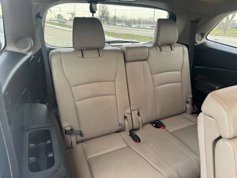 Used 2017 Honda Pilot Touring image 15