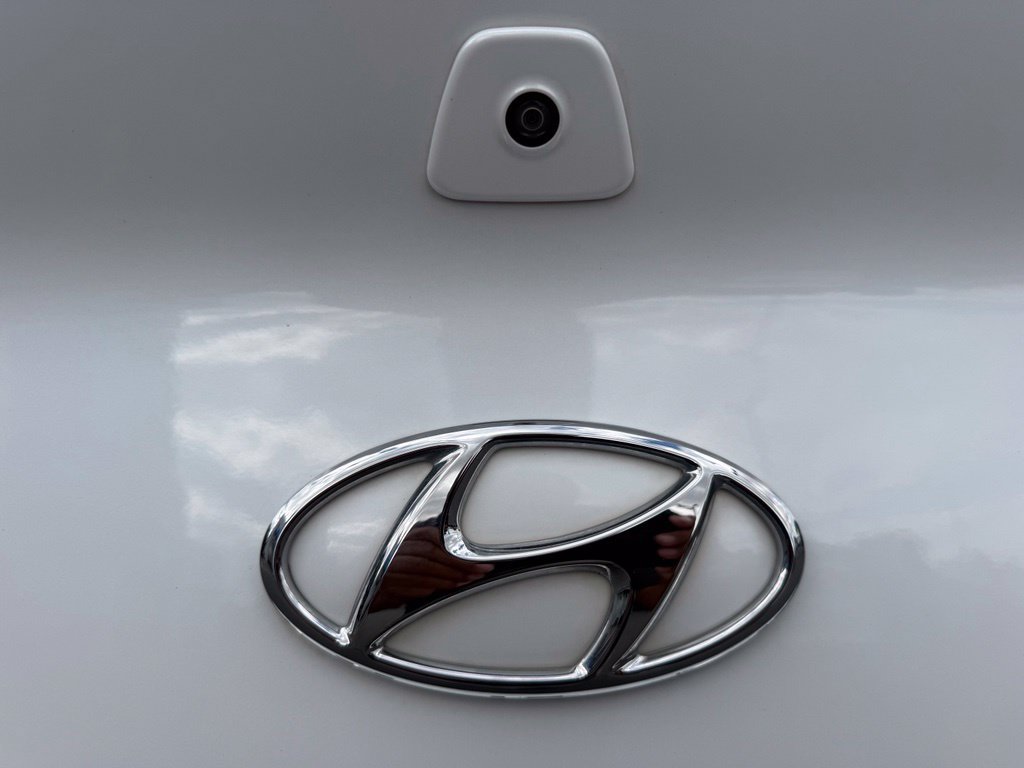 Used 2019 Hyundai Elantra SE FWD image 15
