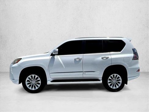 Used 2014 Lexus GX 460 w/ Premium Package image 6