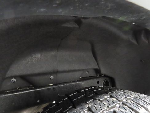 Used 2024 Chevrolet Colorado Trail Boss w/ Advanced Trailering Package image 29