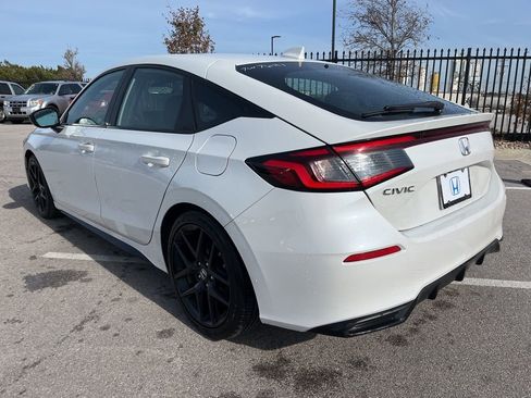 Used 2024 Honda Civic Sport image 6