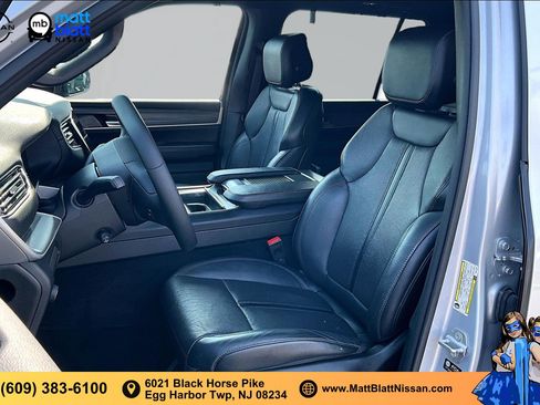Used 2024 Jeep Wagoneer L Series III w/ Flexible Seating Group AWD/4WD image 22