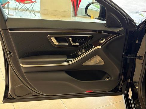 Used 2024 Mercedes-Benz S 580 4MATIC Sedan image 10