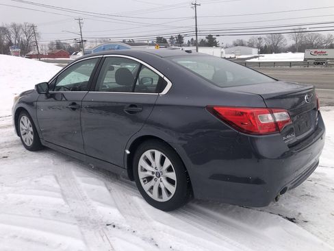Used 2015 Subaru Legacy 2.5i Premium AWD/4WD image 7