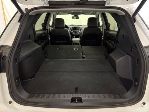 Used 2018 Chevrolet Equinox Premier AWD/4WD image 16