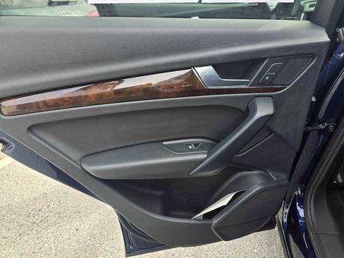 Used 2020 Audi Q5 2.0T Premium w/ Convenience Package image 20