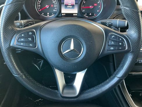 Used 2019 Mercedes-Benz GLC 300 GLC 300 image 21