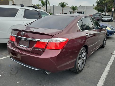 Used 2014 Honda Accord Sport image 4