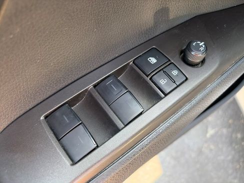 Used 2022 Toyota Camry LE w/ Convenience Package FWD image 18