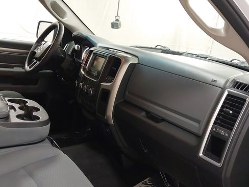 Used 2017 RAM 2500 SLT AWD/4WD image 28