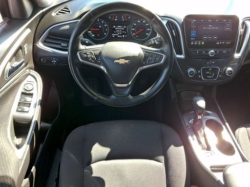 Used 2024 Chevrolet Malibu RS FWD image 20