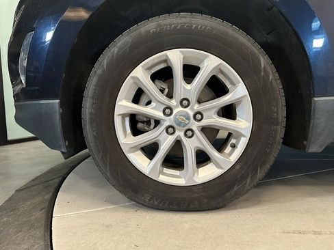 Used 2021 Chevrolet Equinox LT image 24