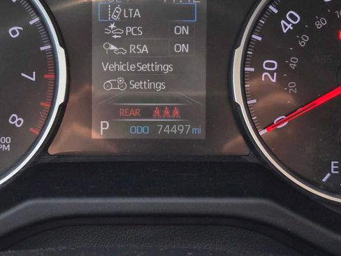 Certified 2021 Toyota RAV4 LE AWD/4WD image 26
