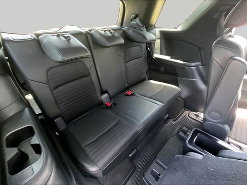 Used 2025 Nissan Pathfinder Rock Creek AWD/4WD image 34