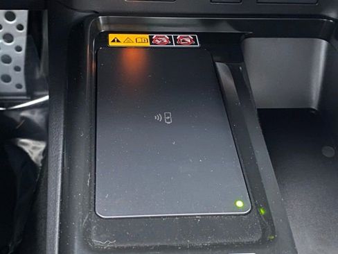 Certified 2025 Toyota Camry SE image 17