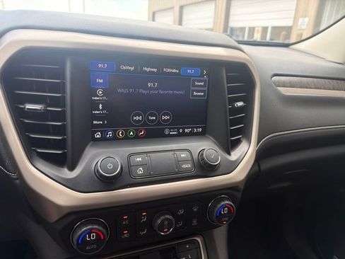 Used 2023 GMC Acadia Denali FWD image 14
