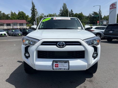 Used 2024 Toyota 4Runner SR5 Premium w/ Moonroof Package AWD/4WD image 2