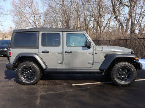 Used 2023 Jeep Wrangler Unlimited w/ Cold Weather Group image 9