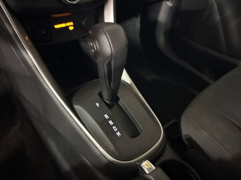 Used 2018 Chevrolet Trax LS AWD/4WD image 17