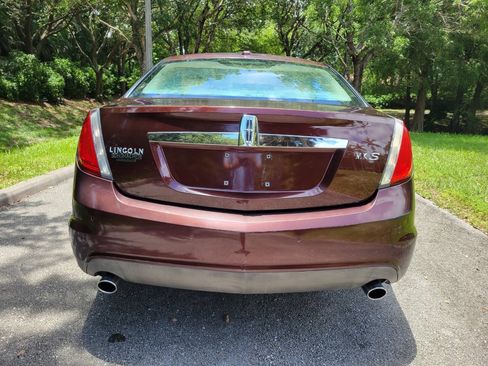 Used 2009 Lincoln MKS FWD image 6