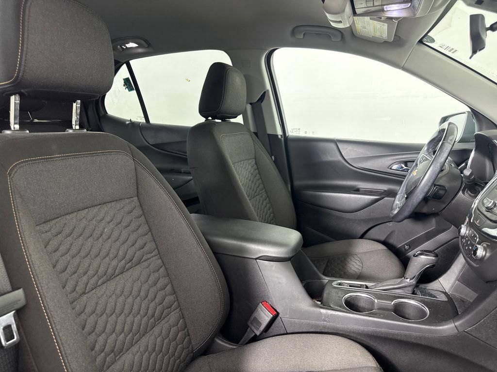 Used 2021 Chevrolet Equinox LT FWD image 9
