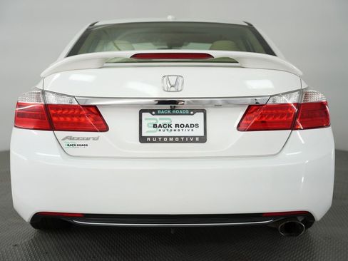 Used 2015 Honda Accord EX-L image 8
