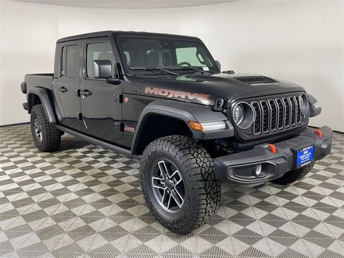 New 2025 Jeep Gladiator Mojave w/ Convenience Group image 7