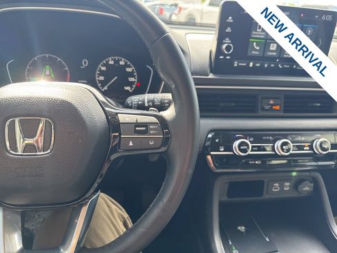 Used 2025 Honda Pilot Touring image 23