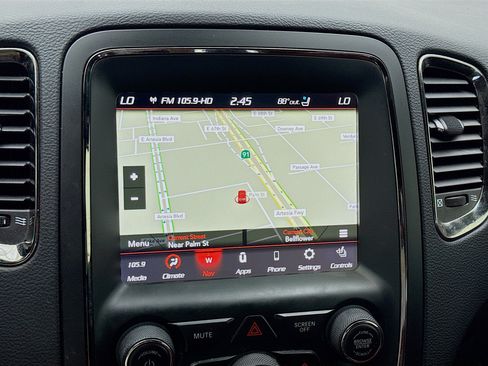Used 2018 Dodge Durango SRT w/ Technology Group AWD/4WD image 9