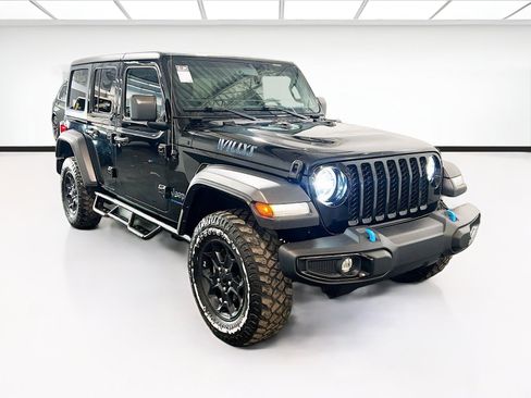Used 2023 Jeep Wrangler Unlimited AWD/4WD image 3