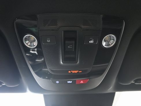 Used 2023 Kia K5 GT-Line image 32