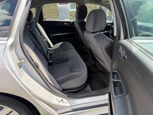 Used 2012 Chevrolet Impala LT FWD image 10