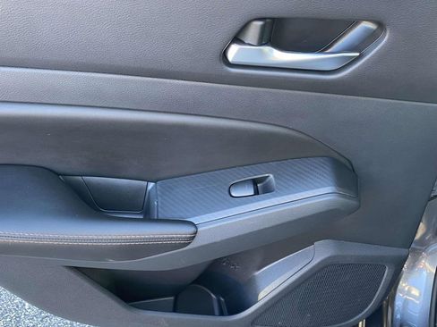 Used 2022 Nissan Altima 2.5 SR image 12